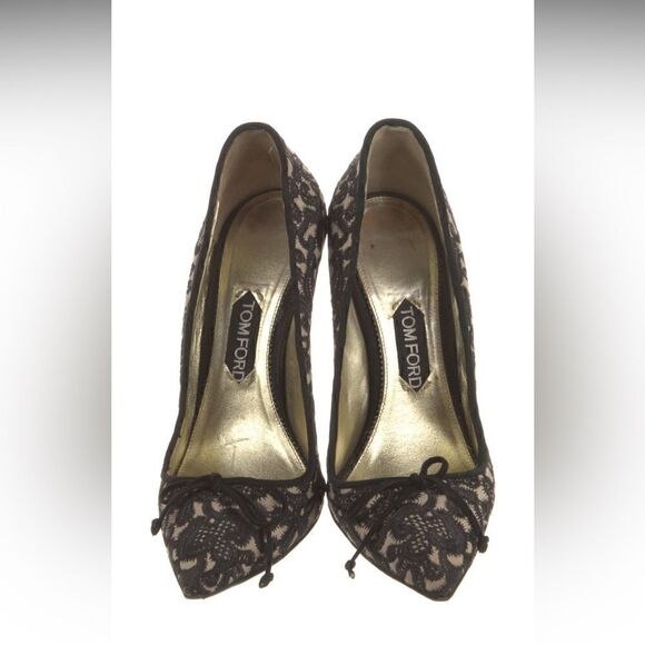 Tom Ford Lace Embroidered & Bow Accents Stilettos - Picture 3 of 6